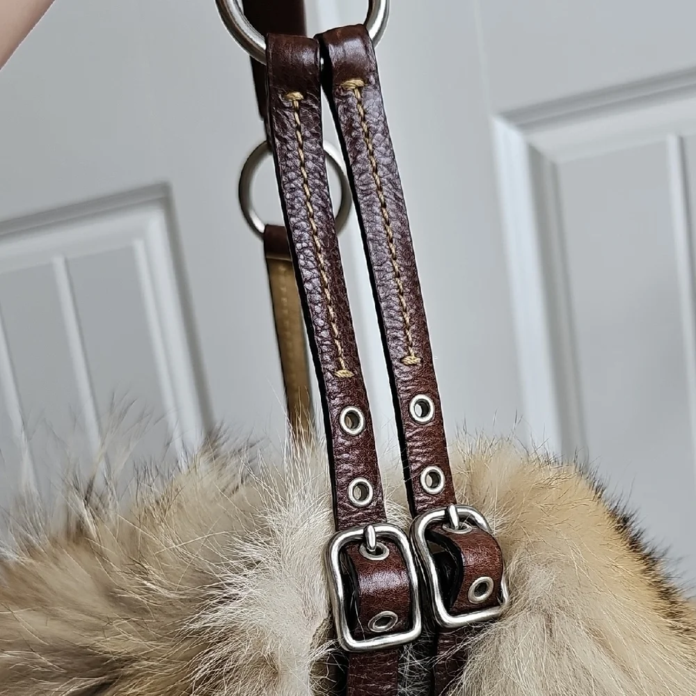​Coach Vintage 2004 Archival Coyote Fur Leather Lace Up Hobo 1426 EUC
